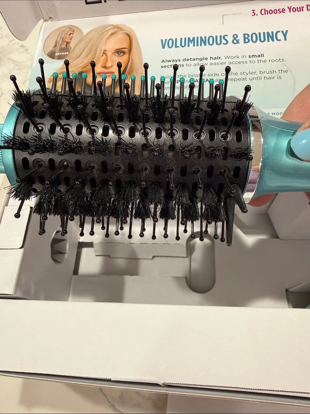 Shark Glossi 2-in-1 Hot Tool and Air Glosser Blow Dryer Brush in Juniper